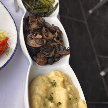 22 Bowen's - Trio of sides... mashed potatoes, mushrooms and asparagus - New American Near Me - Newport, Rhode Island