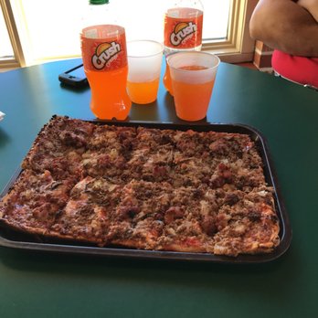 La Casa Pizzaria - Pizza Near Me - Omaha, Nebraska La Casa Pizzaria - Pizza Near Me - Omaha, Nebraska
