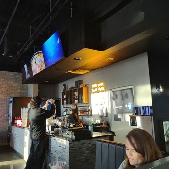 Fun Beer King - Gastropubs Near Me - Glenview, Illinois