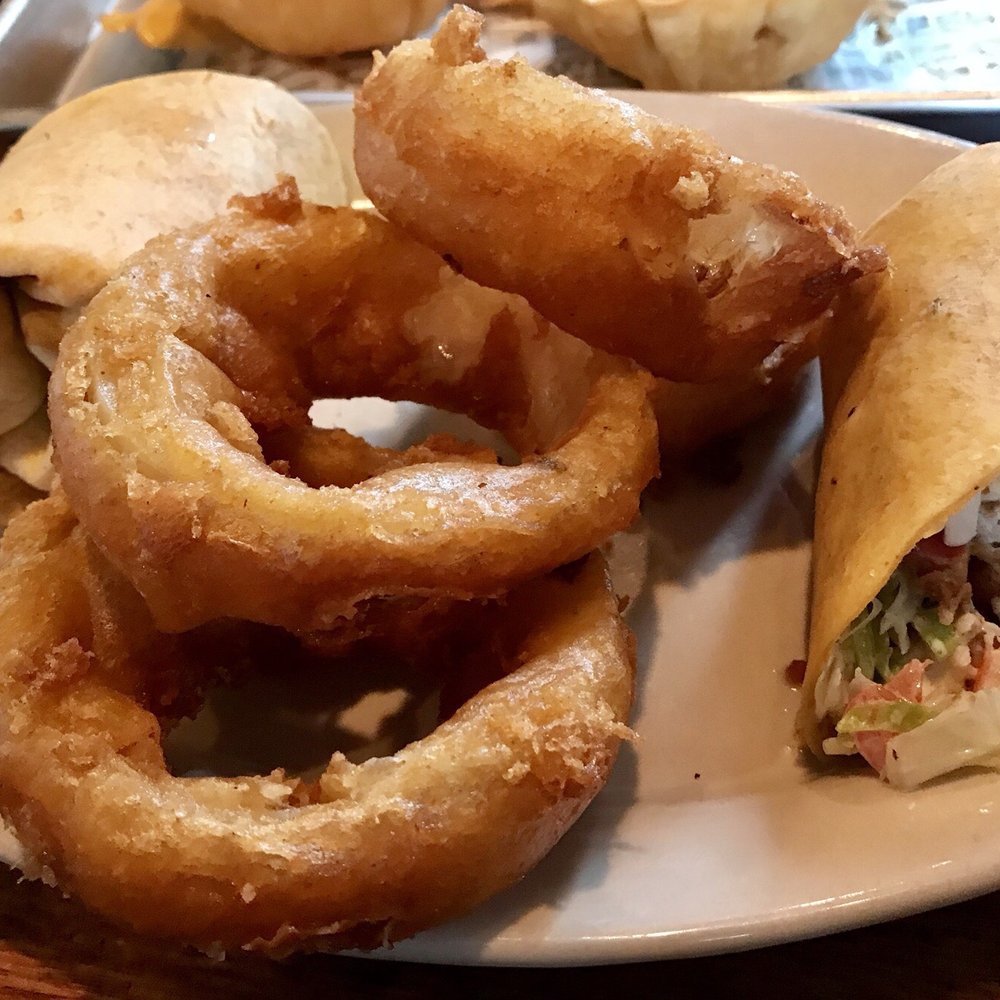 Buffarella w/ Onion Rings Buffarella w/ Onion Rings