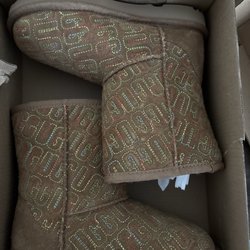 Ugg - Bday Uggs