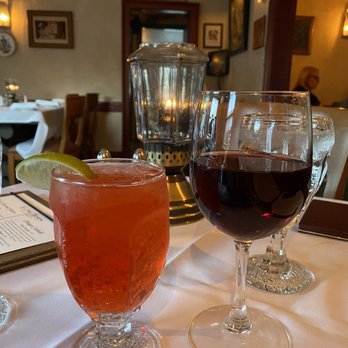 Ye Olde Tavern - Vodka Cranberry; Red Wine - American Near Me - Manchester, Vermont Ye Olde Tavern - Vodka Cranberry; Red Wine - American Near Me - Manchester, Vermont