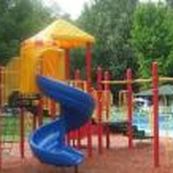Perry's Motel & Cottages - Kid's Playground! - Hotels Near Me - Intervale, New Hampshire