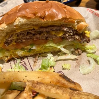 Chili's - burger cook - Tex-Mex Near Me - Rohnert Park, California