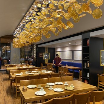 MingHin Cuisine - Interior dining room - Dim Sum Near Me - Chicago, Illinois MingHin Cuisine - Interior dining room - Dim Sum Near Me - Chicago, Illinois