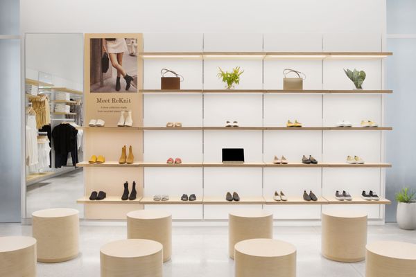 Everlane by null