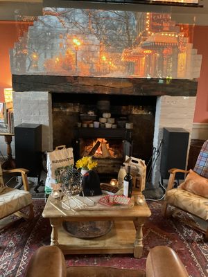 The Hollist Arms by null