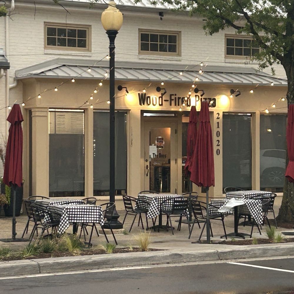 The Dons' Wood-Fired Pizza - Pizza Near Me - Sterling, Virginia