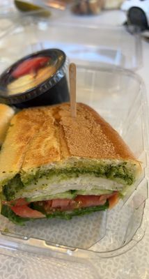 Reggie's Deli & Cafe by null