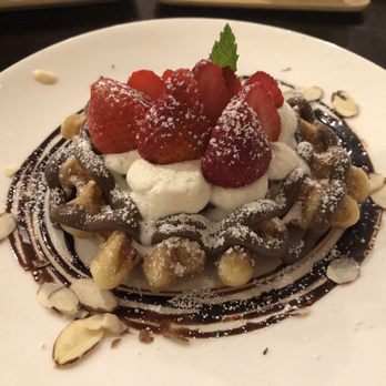 Cafe Maji - Strawberry, Nutella, whipped cream waffle - Coffee & Tea Near Me - Artesia, California