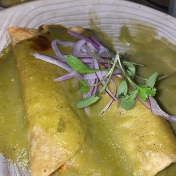 Madera at Treehouse London - Enchiladas no cheese - Mexican Near Me - London, XGL Madera at Treehouse London - Enchiladas no cheese - Mexican Near Me - London, XGL