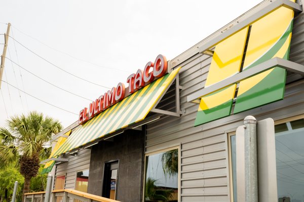 Taqueria Ultimo Taco by null