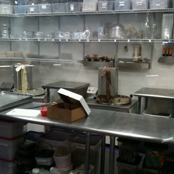 Winfield's Chocolate Bar - Watching chocolate being made... - Desserts Near Me - Houston, Texas Winfield's Chocolate Bar - Watching chocolate being made... - Desserts Near Me - Houston, Texas