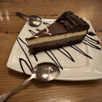 Olive Garden Italian Restaurant - We always split their Black Tie Mousse, it is soooo good. - Italian Near Me - St. George, Utah Olive Garden Italian Restaurant - We always split their Black Tie Mousse, it is soooo good. - Italian Near Me - St. George, Utah