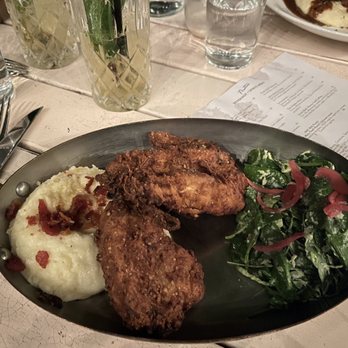 Mattie's - Mattie's Fried Chicken - American Near Me - Austin, Texas
