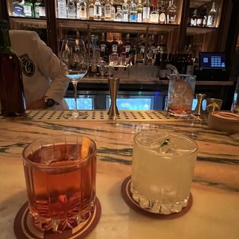 Contessa Miami - Negroni & skinny spicy margharita - Italian Near Me - Miami, Florida Contessa Miami - Negroni & skinny spicy margharita - Italian Near Me - Miami, Florida