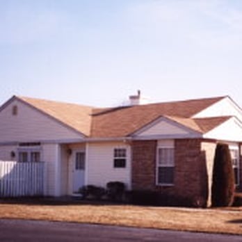 Buffy Real Estate - Hunt Club is an H.O.A. many with garage. - Real Estate Agents Near Me - Coram, New York