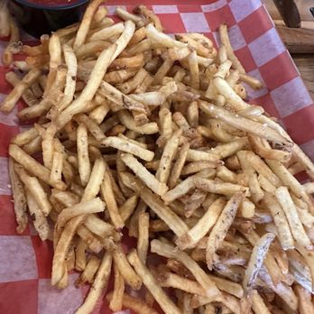Nighthawk's Kitchen - Burgers Near Me - Freeport, Maine