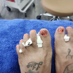 Co Co Nail Salon - Halloween toes