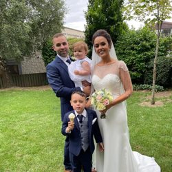 CT2 suits - Happy family