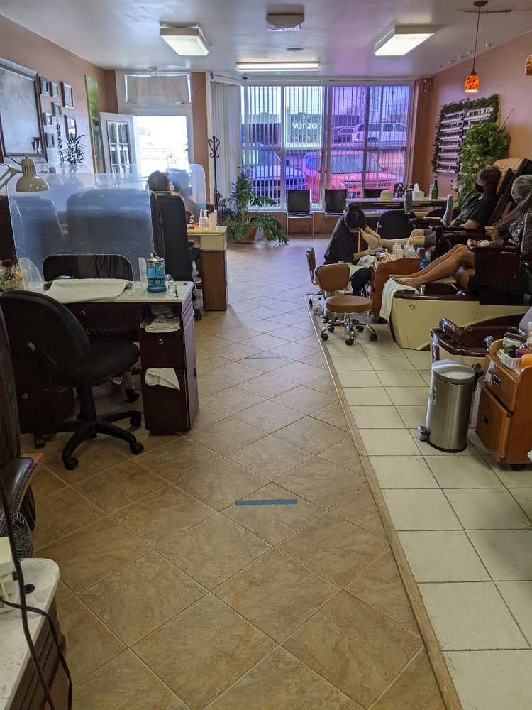 HAPPY NAILS Updated August 2024 10 Photos & 20 Reviews 2144