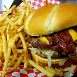 Bacon Cheeseburger