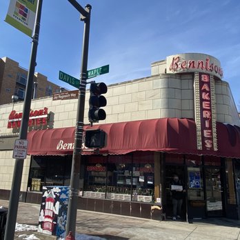 Bennison's Bakery - Bakeries Near Me - Evanston, Illinois
