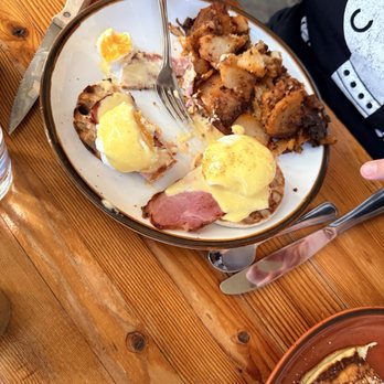 Poach 503 - Benedict - Breakfast & Brunch Near Me - Manzanita, Oregon Poach 503 - Benedict - Breakfast & Brunch Near Me - Manzanita, Oregon
