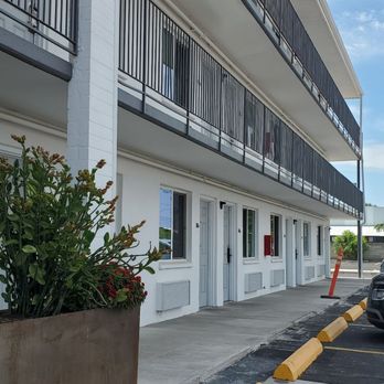 The Alice - Parking and back rooms. - Hotels Near Me - Tucson, Arizona The Alice - Parking and back rooms. - Hotels Near Me - Tucson, Arizona