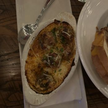 Foster's Kitchen Waikoloa - Stuffed button mushrooms - American Near Me - Waikoloa, Hawaii