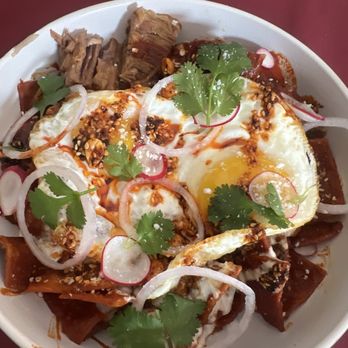 Tenampal - Chilaquiles en salsa Guajillo - Mexican Near Me - Los Angeles, California Tenampal - Chilaquiles en salsa Guajillo - Mexican Near Me - Los Angeles, California