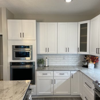 Ironwood Custom Remodels - a clean kitchen - General Contractors Near Me - Durham, North Carolina Ironwood Custom Remodels - a clean kitchen - General Contractors Near Me - Durham, North Carolina