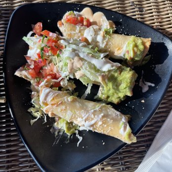 Spicy Burro - Birria Flautas - Bars Near Me - Elizabeth, New Jersey Spicy Burro - Birria Flautas - Bars Near Me - Elizabeth, New Jersey