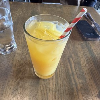 R Public House - Mimosa - Beer Bar Near Me - Chicago, Illinois R Public House - Mimosa - Beer Bar Near Me - Chicago, Illinois