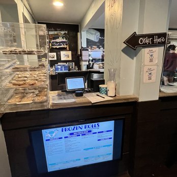 Frozen Rolls Creamery - Desserts Near Me - Austin, Texas Frozen Rolls Creamery - Desserts Near Me - Austin, Texas