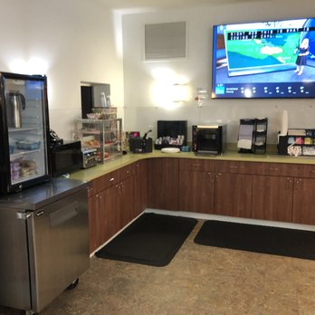 Mother Earth Motor Lodge - Continental breakfast - Hotels Near Me - Kinston, North Carolina