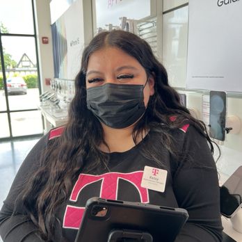 T-Mobile - The best!!! - Mobile Phones Near Me - Franklin Park, Illinois