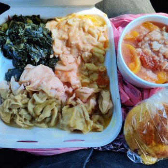 Granny's Kitchen Southern Style Soul Food - Chitterlings - Soul Food Near Me - Los Angeles, California