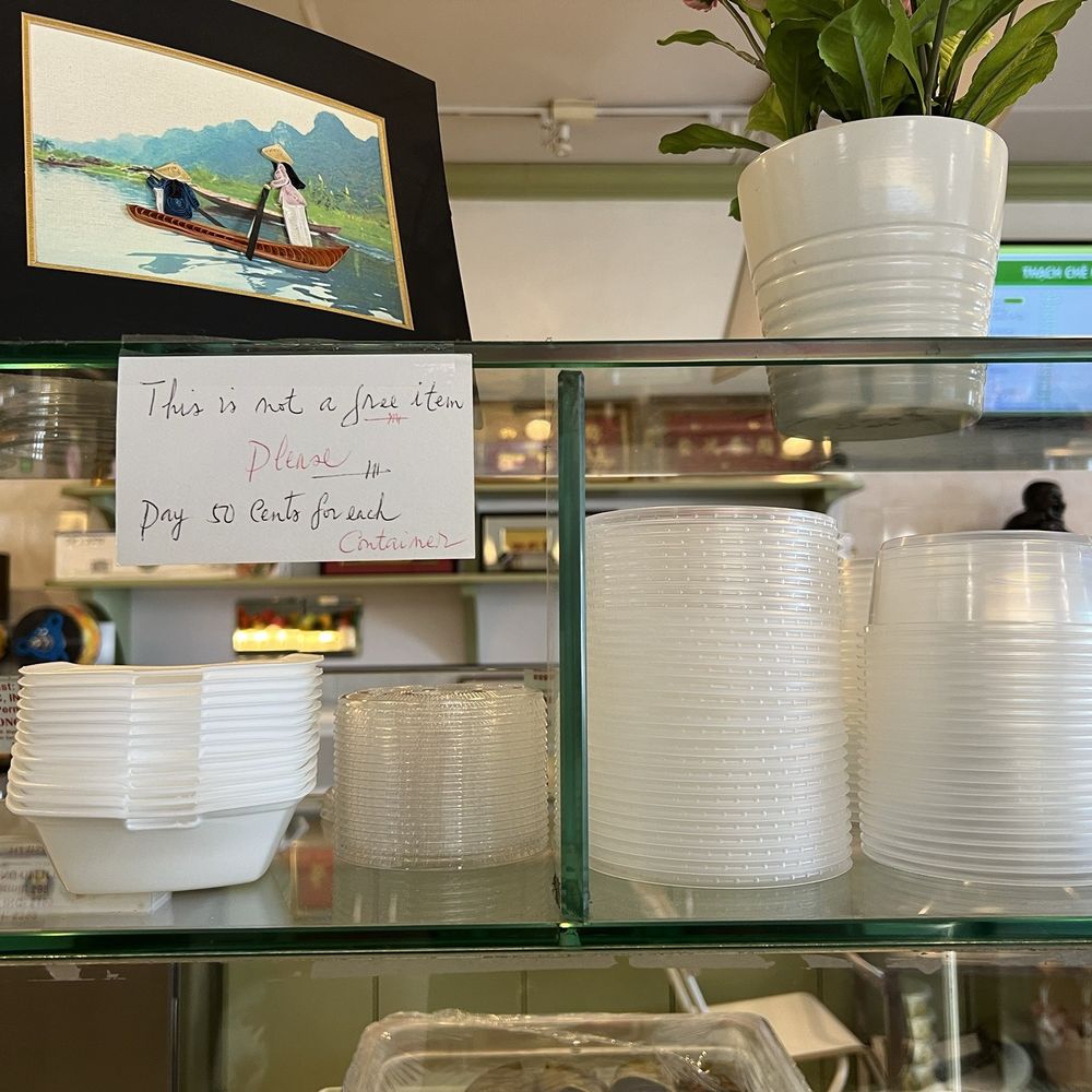 Thach Che My Linh - Containers cost $ - Desserts Near Me - Westminster, California Thach Che My Linh - Containers cost $ - Desserts Near Me - Westminster, California
