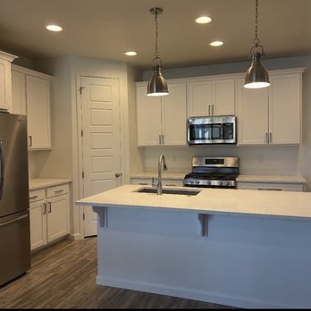 Little Stone Countertops - New counters before the backsplash! - Countertop Installation Near Me - Provo, Utah Little Stone Countertops - New counters before the backsplash! - Countertop Installation Near Me - Provo, Utah