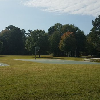 Kiln Creek Park - 2nd basketball court - Parks Near Me - Yorktown, Virginia Kiln Creek Park - 2nd basketball court - Parks Near Me - Yorktown, Virginia