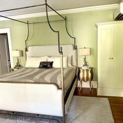 The Edward Hotel