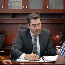 Abogados Con Experiencia