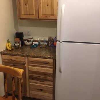 Union Creek Resort - Other side of the kitchen in cabin 15 - Resorts Near Me - Prospect, Oregon