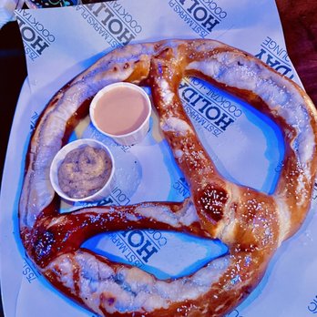 Holiday Cocktail Lounge - Giant ass Pretzel - Cocktail Bars Near Me - New York, New York