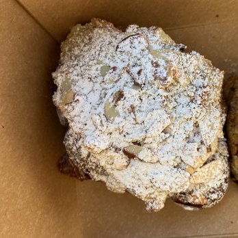 Lodge Bread - Almond croissant - Bakeries Near Me - Los Angeles, California Lodge Bread - Almond croissant - Bakeries Near Me - Los Angeles, California