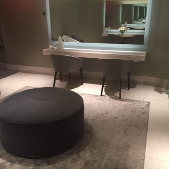 Bar SixtyFive - Spacious bathroom - Cocktail Bars Near Me - New York, New York Bar SixtyFive - Spacious bathroom - Cocktail Bars Near Me - New York, New York