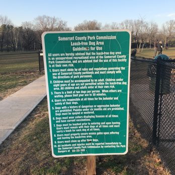 Colonial Park Dog Park - Rules - Dog Parks Near Me - Somerset, New Jersey