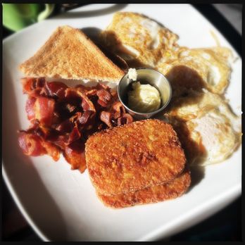 The Committed Pig - Eggs & bacon w/ toast and hash browns - so much food! (3 eggs any way, bacon, toast, plus your choice of hash brown patties or fresh fruit) - American Near Me - Summit, New Jersey