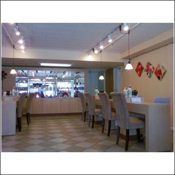Aqua Nail Salon - Nail Salons Near Me - Burlingame, California
